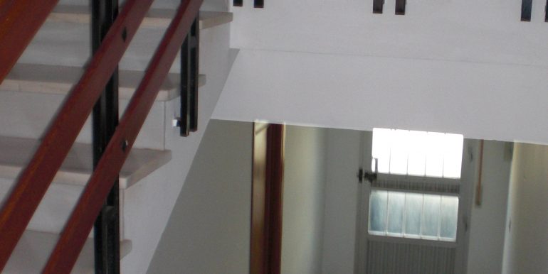 4-Escalera interior-1
